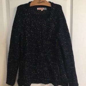 A size Medium long sleeve top from Vintage Havana